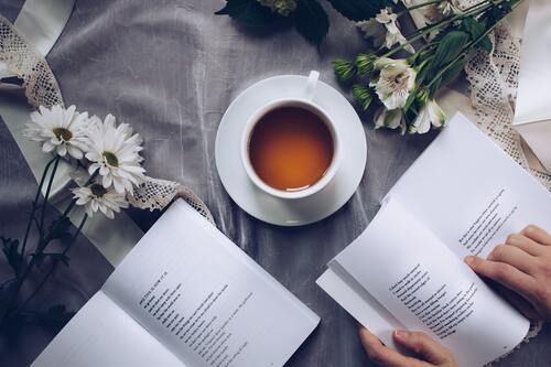 книги, кофе